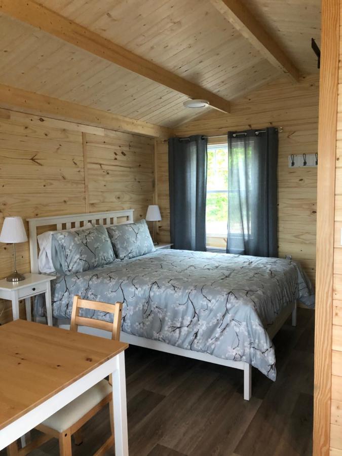 Les Chalets De La Colline Inc Baie-Sainte-Catherine Exteriér fotografie
